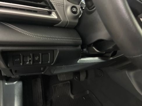 Certified 2025 Subaru Outback Limited w/ Popular Package #2 image 18