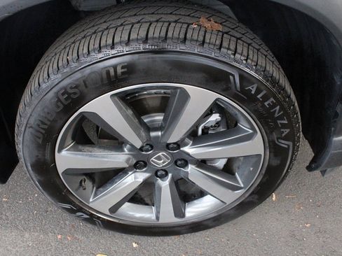 Used 2025 Honda Pilot Elite image 65