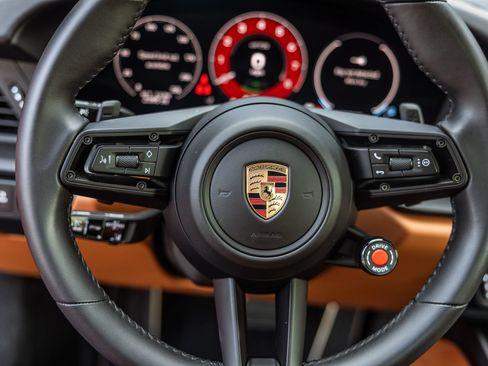 Certified 2026 Porsche 911 Carrera GTS RWD image 26
