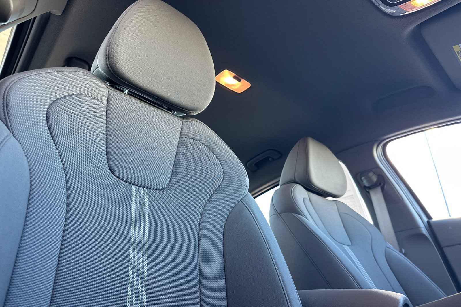 Certified 2026 Hyundai Elantra SE FWD image 19