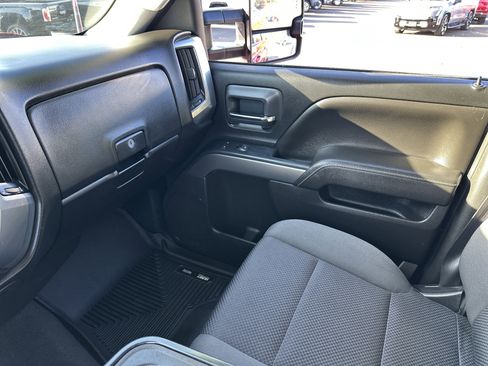 Used 2018 Chevrolet Silverado 2500 LT image 24