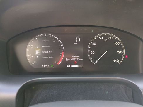 Used 2025 Honda HR-V Sport image 16