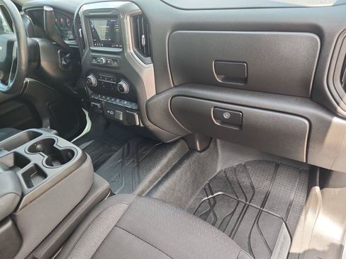 Certified 2025 Chevrolet Silverado 2500 Custom w/ Custom Value Package AWD/4WD image 27