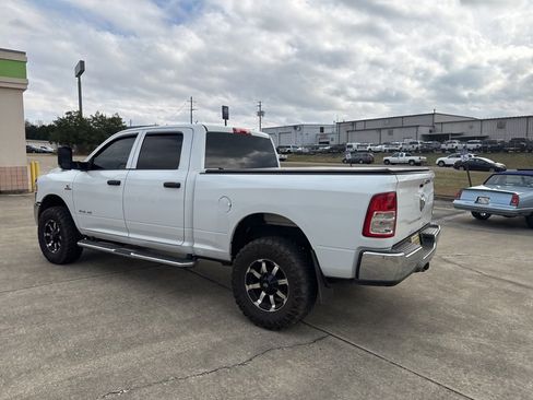 Used 2022 RAM 2500 Tradesman w/ Chrome Appearance Group image 12