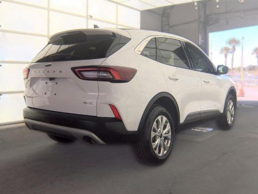 Used 2024 Ford Escape Active AWD/4WD image 5