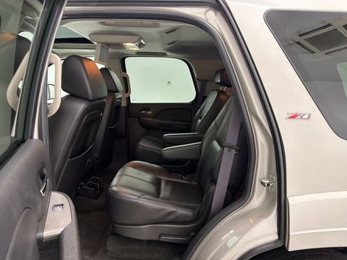 Used 2008 Chevrolet Tahoe LT RWD image 14