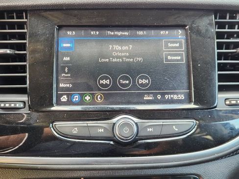 Used 2022 Buick Encore Preferred w/ Safety Package AWD/4WD image 16