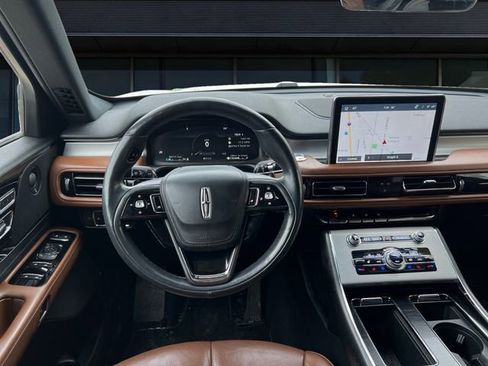 Used 2021 Lincoln Aviator Reserve w/ Elements Package Plus image 12