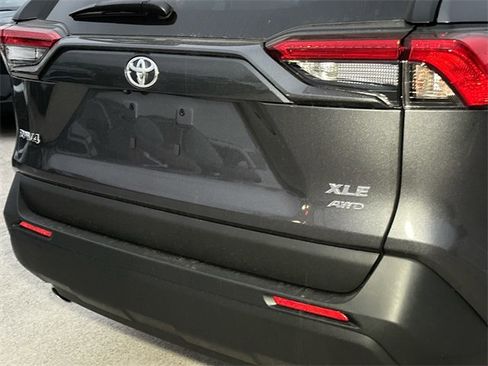 New 2025 Toyota RAV4 XLE image 5