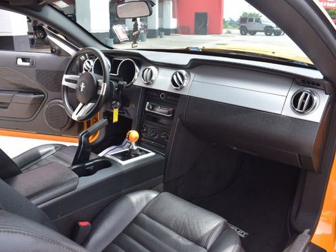 Used 2007 Ford Mustang GT Premium RWD image 8