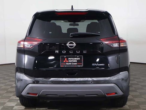 Used 2023 Nissan Rogue SV AWD/4WD image 11