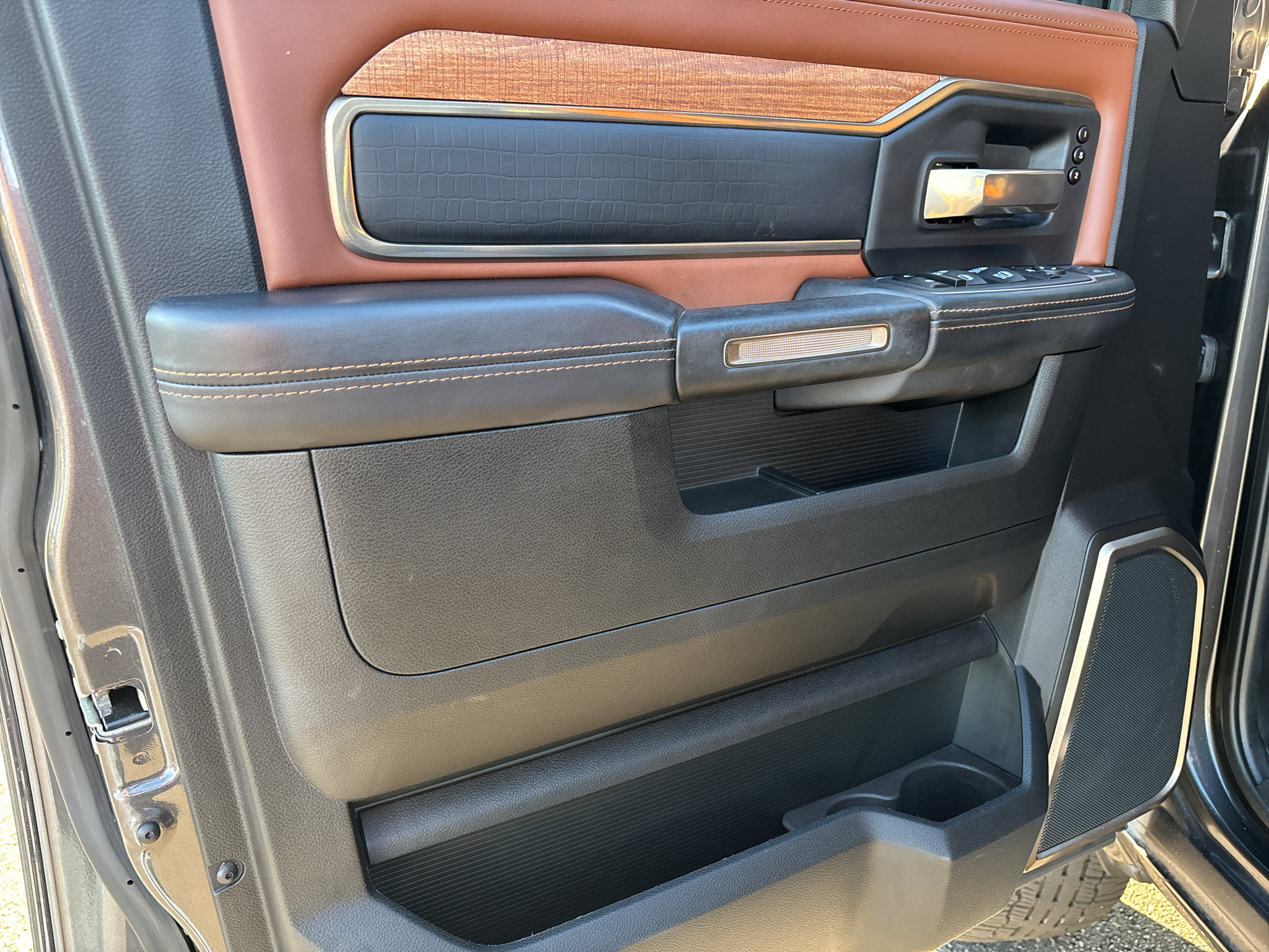 Used 2024 RAM 3500 Limited w/ Safety Group AWD/4WD image 13
