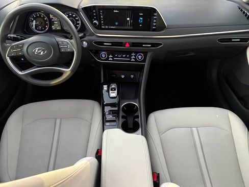 Used 2023 Hyundai Sonata SEL w/ Preferred Accessory Package image 2