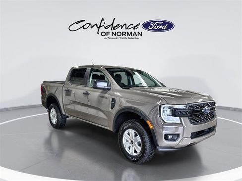 Used 2025 Ford Ranger XL image 11