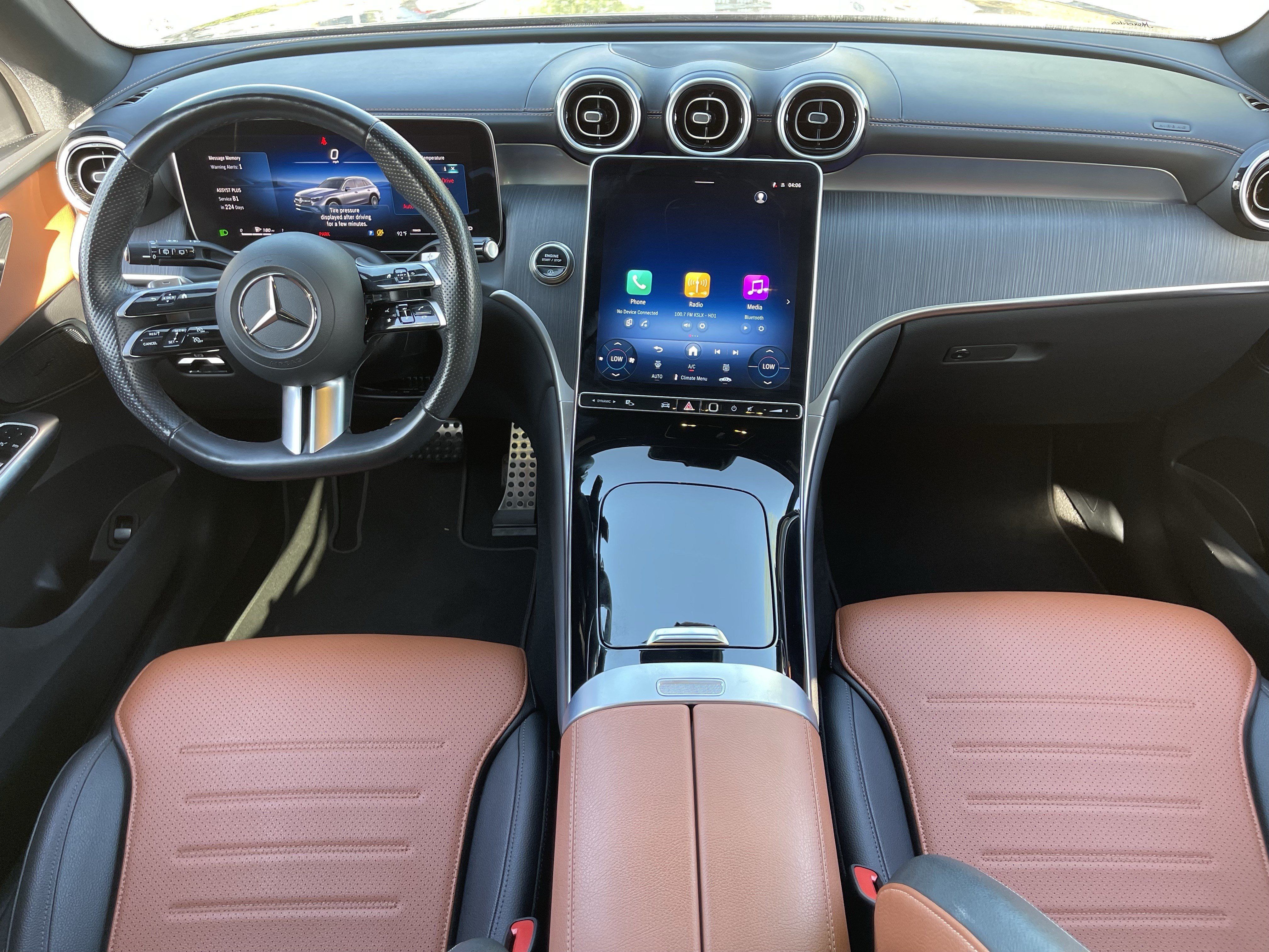 Used 2025 Mercedes-Benz GLC 300 image 16