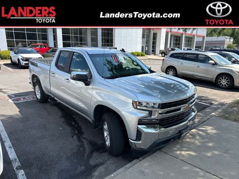 Used 2020 Chevrolet Silverado 1500 LT w/ Trailering Package AWD/4WD image 1