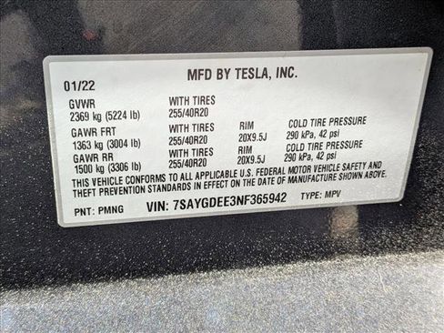 Used 2022 Tesla Model Y Long Range AWD/4WD image 25