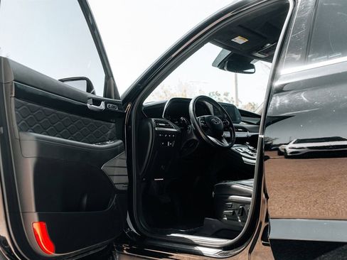 Used 2022 Hyundai Palisade Calligraphy image 13