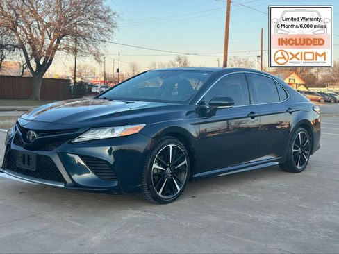 Used 2020 Toyota Camry XSE image 1