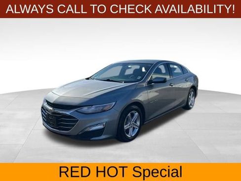 Used 2023 Chevrolet Malibu LT FWD image 3