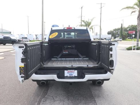 Used 2019 RAM 1500 Limited AWD/4WD image 18