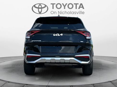 Used 2025 Kia Sportage SX AWD/4WD image 4