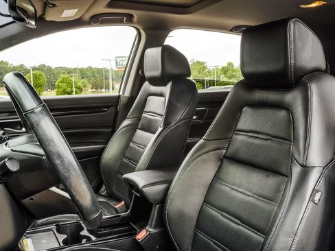 Used 2020 Honda CR-V Touring image 36