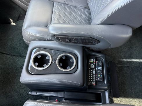 Used 2020 Ford Transit 150 Low Roof AWD image 38