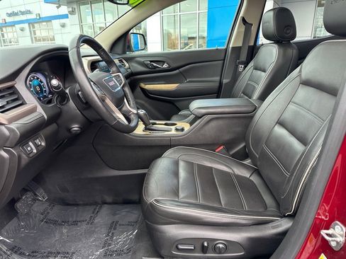 Used 2018 GMC Acadia Denali w/ Technology Package image 11