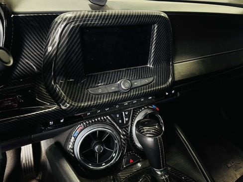 Used 2019 Chevrolet Camaro LT RWD image 13