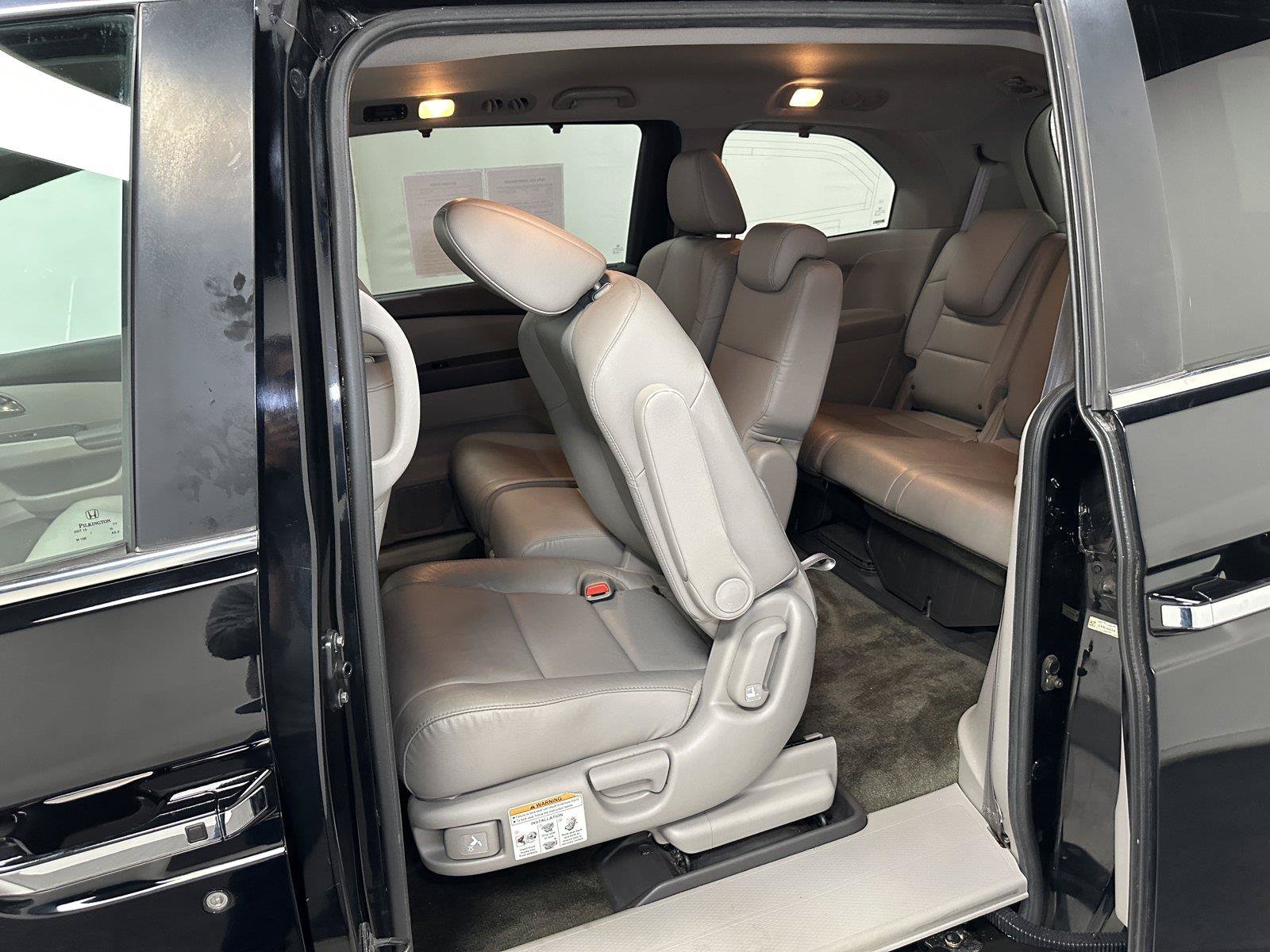Used 2014 Honda Odyssey EX-L image 29