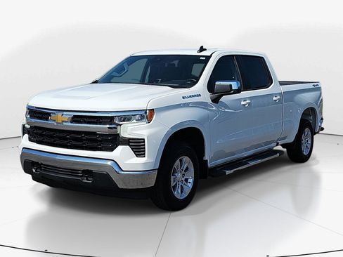 Used 2023 Chevrolet Silverado 1500 LT w/ Convenience Package II AWD/4WD image 8