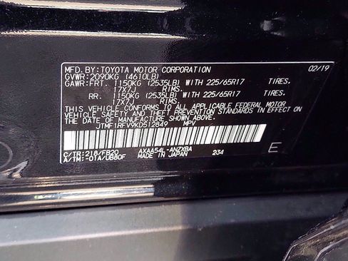Certified 2019 Toyota RAV4 LE image 24
