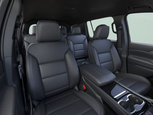 New 2026 Chevrolet Traverse LT w/ Midnight/Sport Edition AWD/4WD image 16
