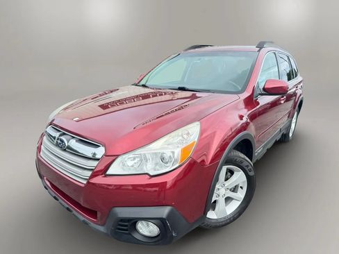 Used 2014 Subaru Outback 2.5i Premium w/ Accessory Value Package (OYZ) AWD/4WD image 1