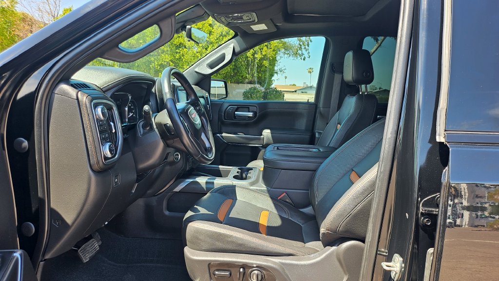 Used 2021 GMC Sierra 1500 AT4 w/ AT4 Premium Package AWD/4WD image 25