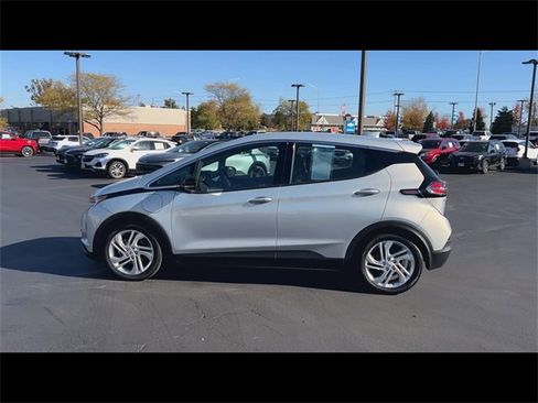 Certified 2022 Chevrolet Bolt LT image 5