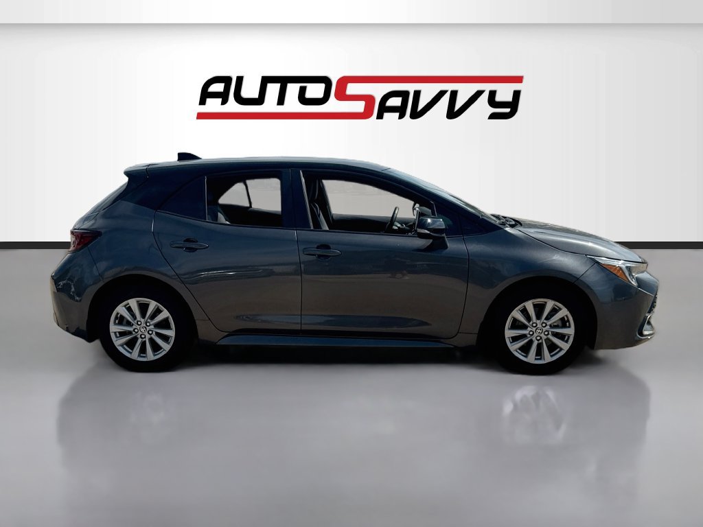 Used 2025 Toyota Corolla XSE FWD image 8