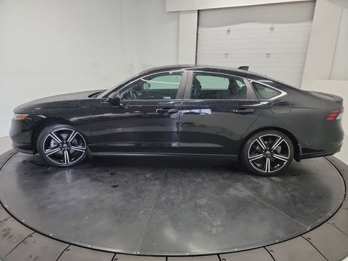 Used 2023 Honda Accord Sport image 5