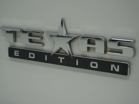 Used 2018 GMC Sierra 1500 SLT w/ Texas SLT Premium Package RWD image 8