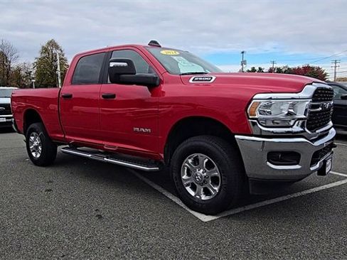 Used 2024 RAM 2500 Big Horn w/ Bed Utility Group image 5