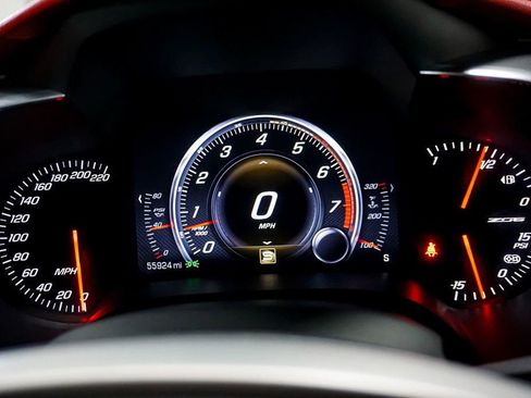 Used 2015 Chevrolet Corvette Z06 w/ Z07 Performance Package image 30