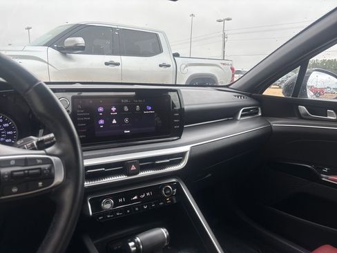 Used 2023 Kia K5 GT-Line image 15