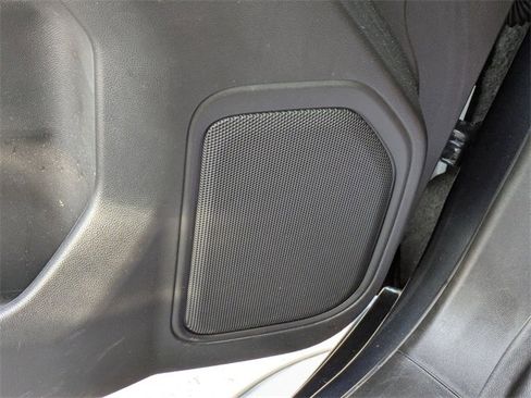 Used 2022 GMC Sierra 1500 Elevation image 13