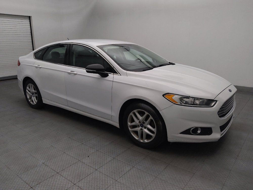Used 2014 Ford Fusion SE w/ Equipment Group 202A FWD image 11