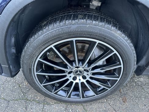 Used 2017 Mercedes-Benz GLC 300 4MATIC w/ Premium 3 Package image 21