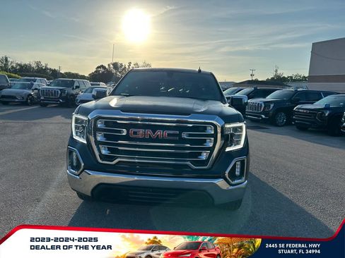 Used 2021 GMC Sierra 1500 SLT w/ SLT Premium Package RWD image 2