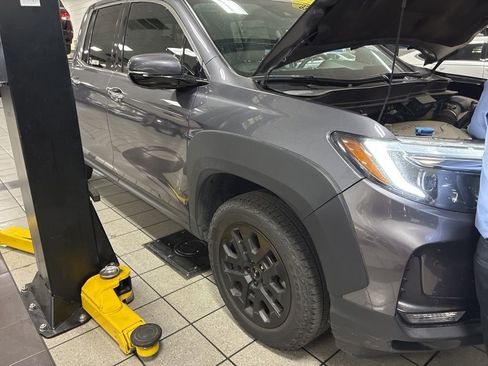 Used 2023 Honda Ridgeline RTL-E image 6