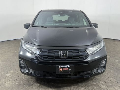 Used 2025 Honda Odyssey Sport-L image 2