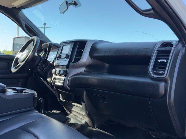 Used 2024 RAM 3500 Tradesman w/ Chrome Appearance Group AWD/4WD image 20